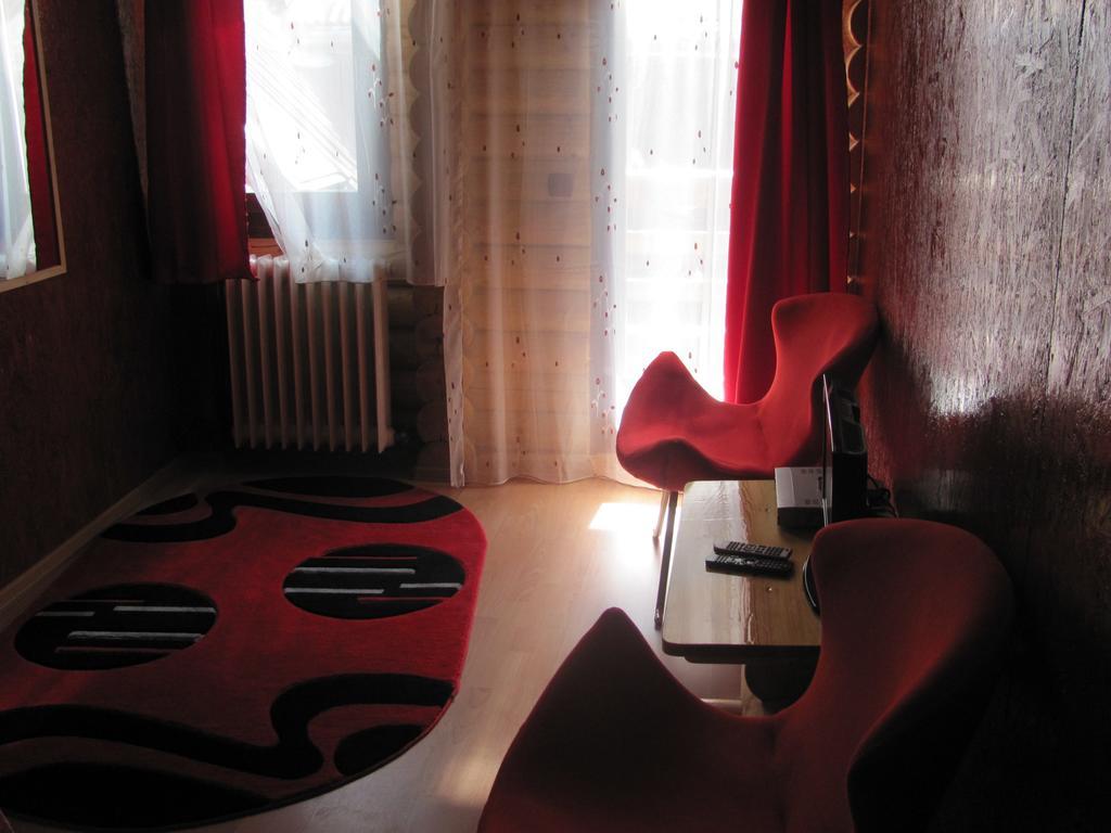 Cabana Bradul Rodna Bagian luar foto