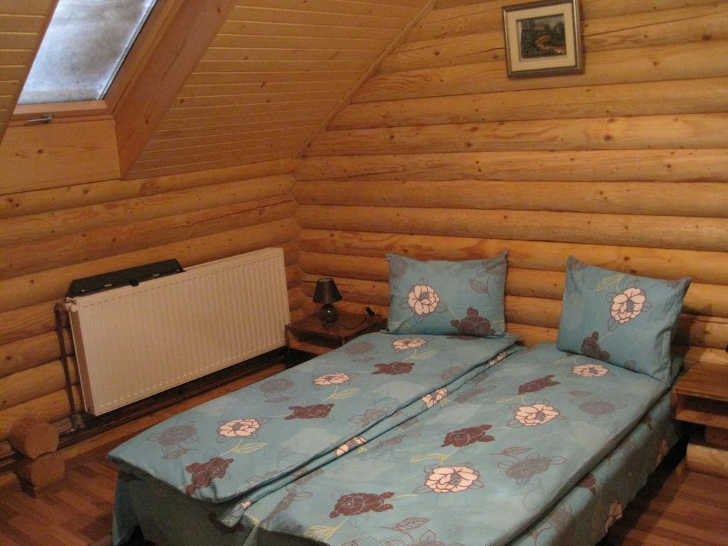 Cabana Bradul Rodna Bagian luar foto