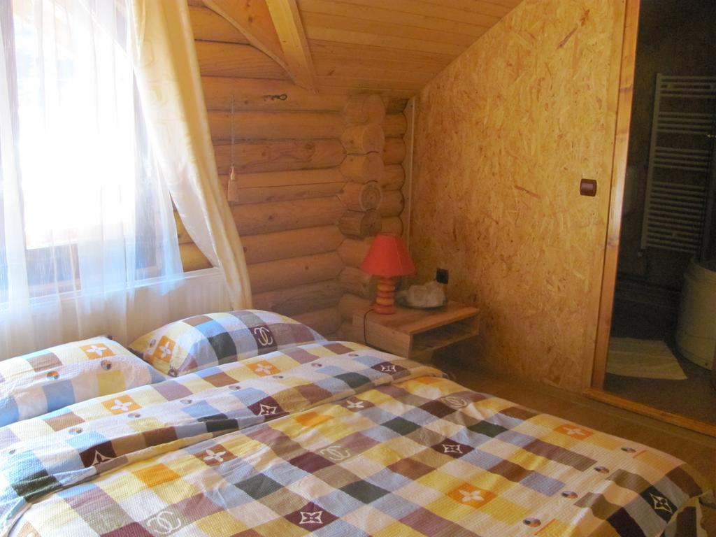 Cabana Bradul Rodna Bagian luar foto