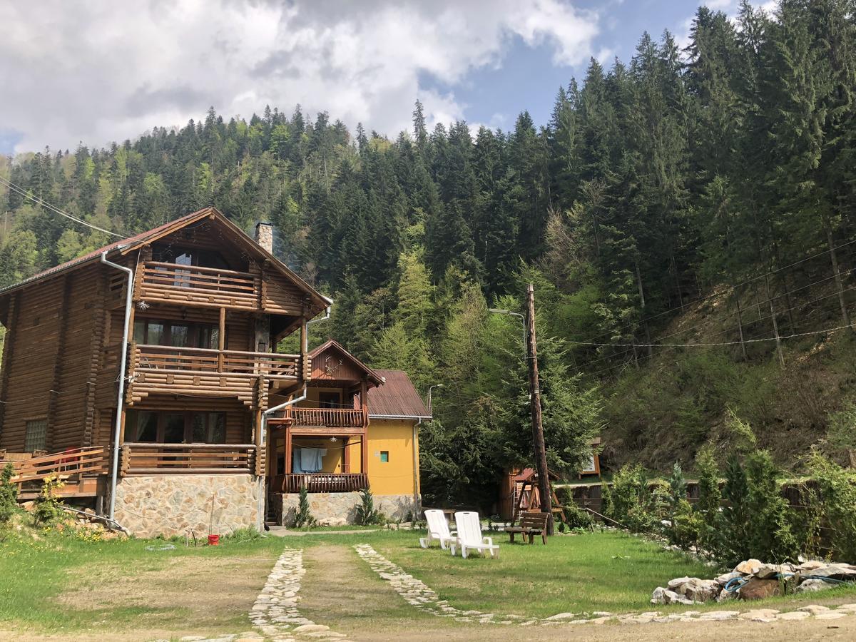 Cabana Bradul Rodna Bagian luar foto